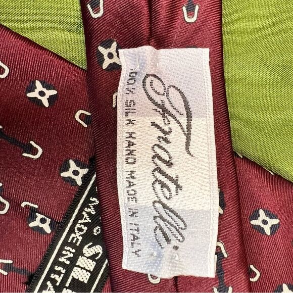 Vintage NWT 100% silk tie. Made in Italy. - Picture 2 of 4